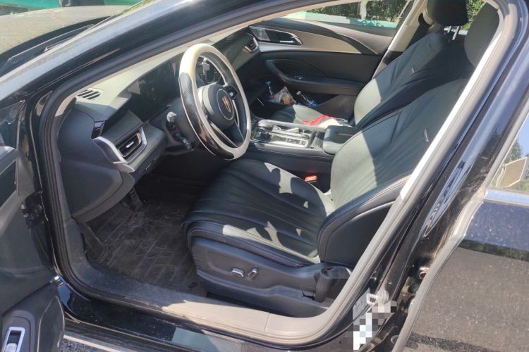 Used Hongqi H5 2023 2.0T Automatic Smart Connect Flagship Edition Driver Seat