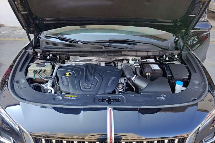 Used Hongqi H5 2023 2.0T Automatic Smart Connect Flagship Edition Engine Bay