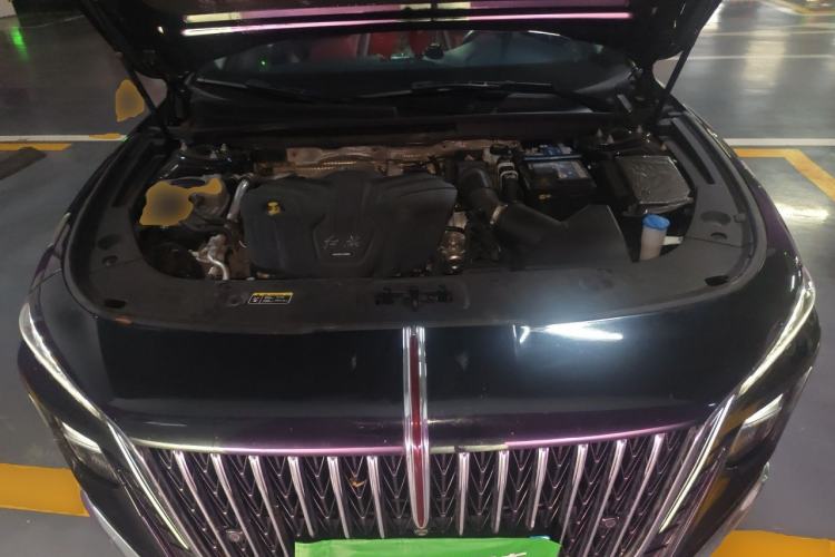 Used Hongqi H5 2023 2.0T Automatic Smart Connect Flagship Edition Engine Bay