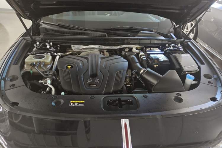 Used Hongqi H5 2023 2.0T Automatic Smart Connect Flagship Edition Engine Bay