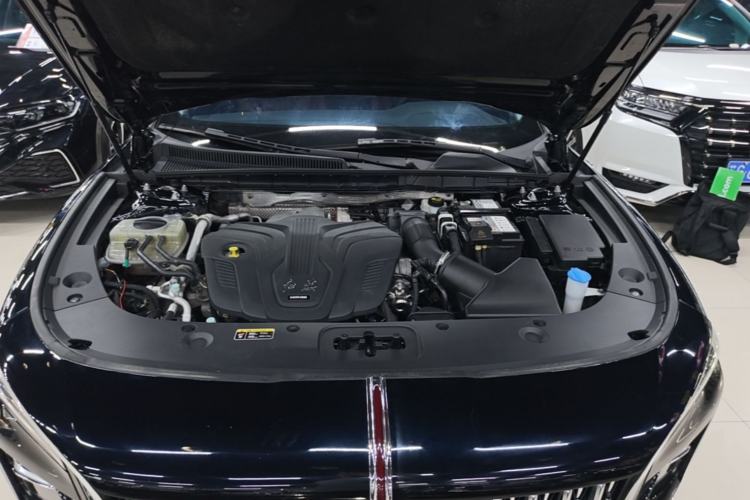 Used Hongqi H5 2023 2.0T Automatic Smart Connect Flagship Edition Engine Bay