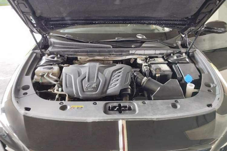 Used Hongqi H5 2023 1.5T DCT Smart Connect Flagship Edition Engine Bay