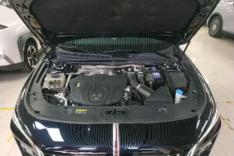 Used Hongqi H5 2023 2.0T Automatic Smart Connect Flagship Edition Engine Bay