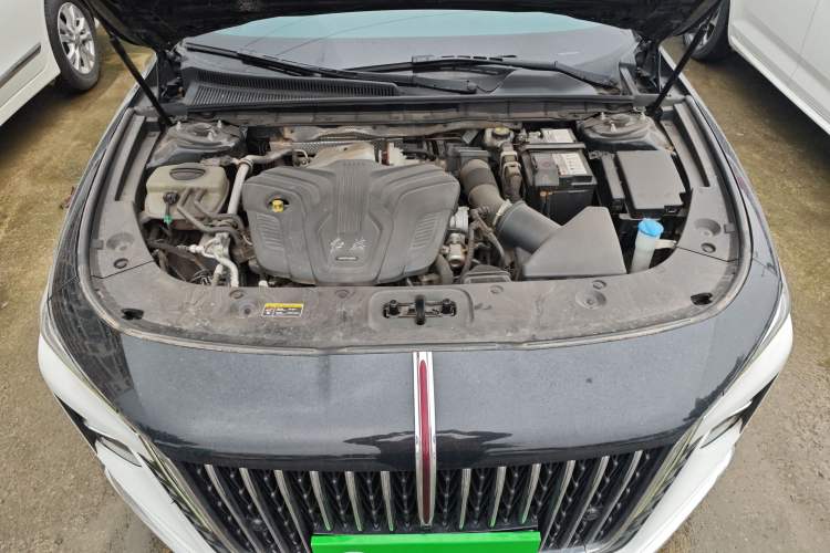 Used Hongqi H5 2023 2.0T Automatic Smart Connect Flagship Edition Engine Bay