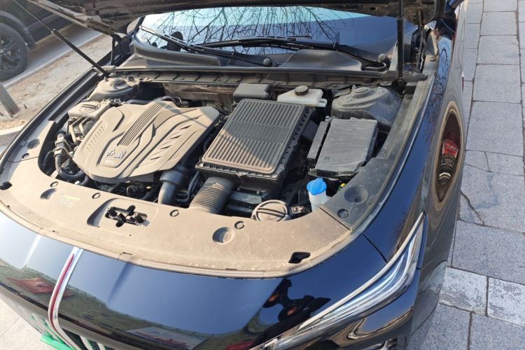 Used Hongqi H5 2023 1.5T HEV Smart Connect Flagship Edition Engine Bay Left