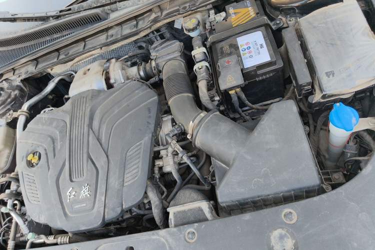 Used Hongqi H5 2023 2.0T Automatic Smart Connect Flagship Edition Engine Bay Left
