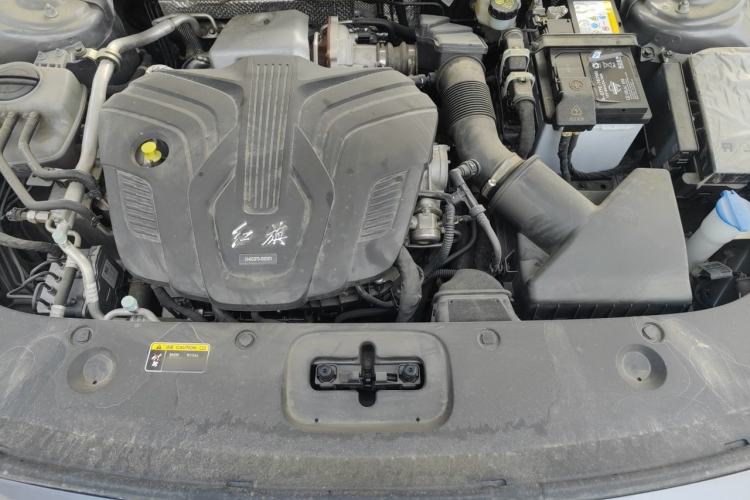 Used Hongqi H5 2023 2.0T Automatic Smart Connect Flagship Edition Engine Bay