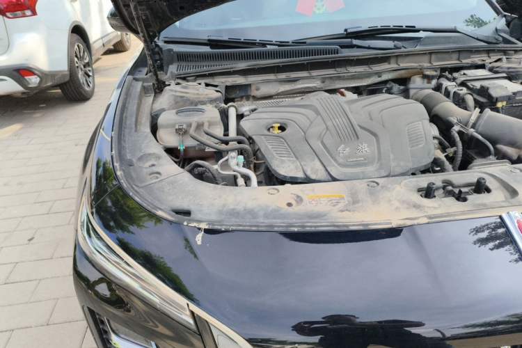 Used Hongqi H5 2023 2.0T Automatic Smart Connect Flagship Edition Engine Bay Right
