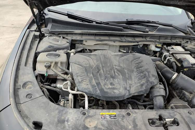 Used Hongqi H5 2023 1.5T DCT Smart Connect Flagship Edition Engine Bay Right