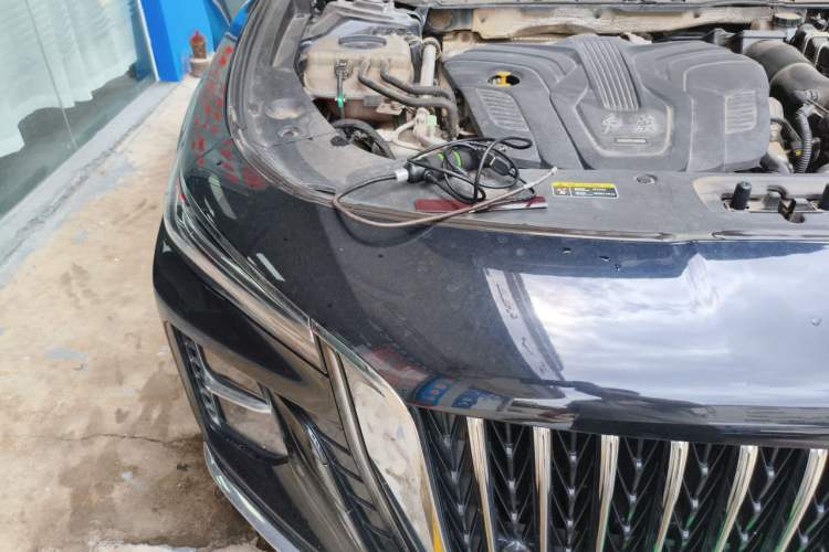 Used Hongqi H5 2023 2.0T Automatic Smart Connect Flagship Edition Engine Bay Right