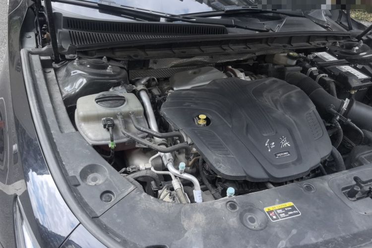 Used Hongqi H5 2023 2.0T Automatic Smart Connect Flagship Edition Engine Bay Right