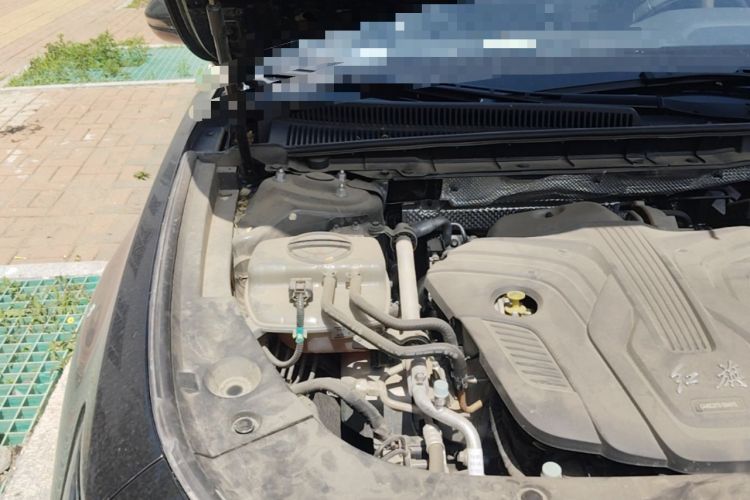 Used Hongqi H5 2023 2.0T Automatic Smart Connect Flagship Edition Engine Bay Right