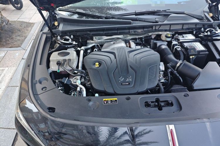 Used Hongqi H5 2023 2.0T Automatic Smart Connect Flagship Edition Engine Bay Right