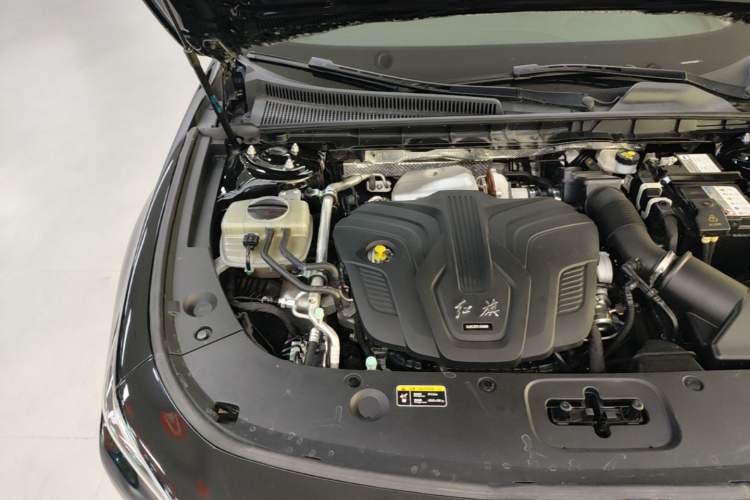 Used Hongqi H5 2023 2.0T Automatic Smart Connect Flagship Edition Engine Bay Right