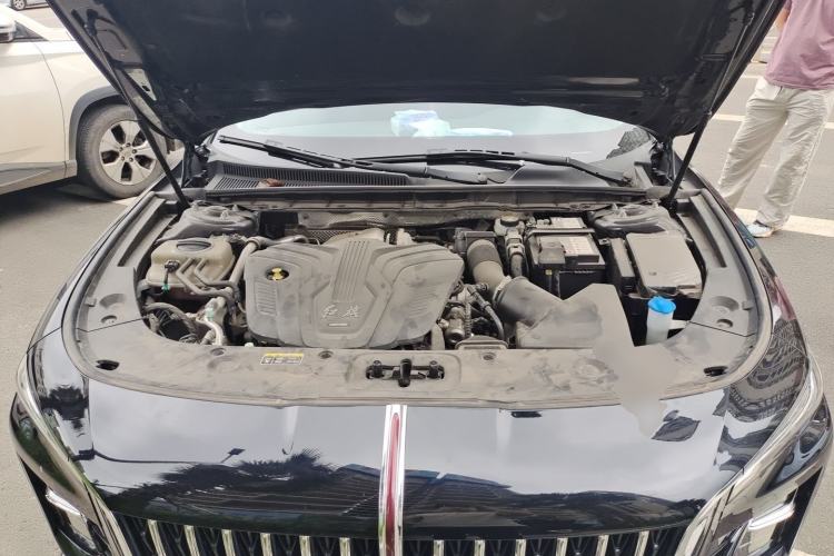 Used Hongqi H5 2023 2.0T Automatic Smart Connect Flagship Edition Engine Bay