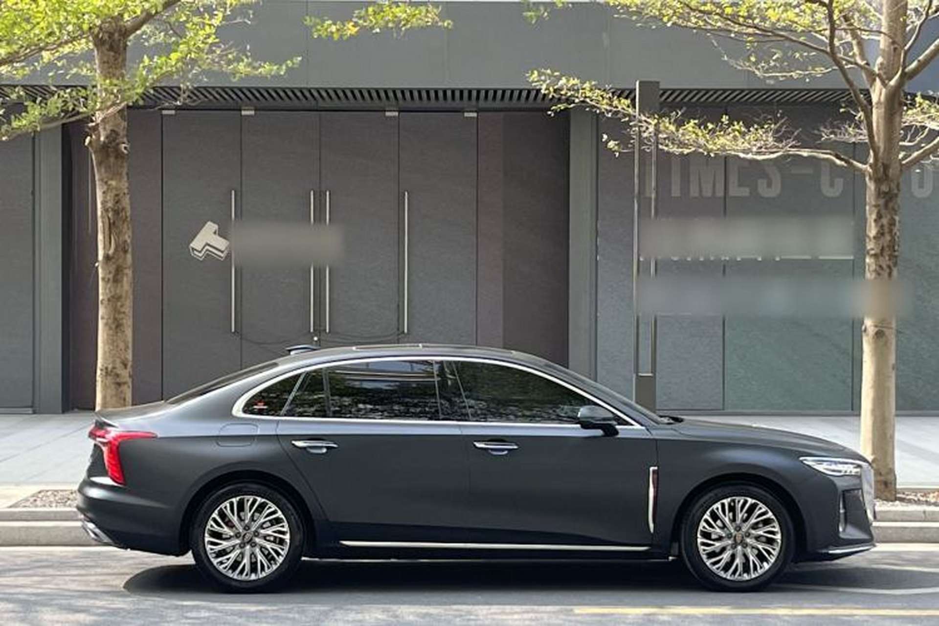 Used Hongqi H5 2023 2.0T Automatic Smart Connect Flagship Edition Exterior 10