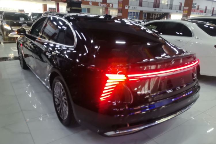 Used Hongqi H5 2023 2.0T Automatic Smart Connect Flagship Edition Exterior 2