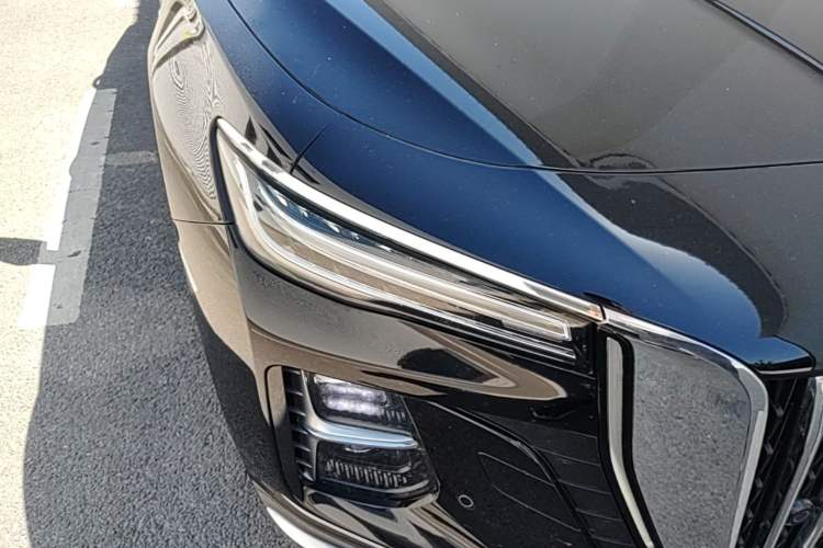Used Hongqi H5 2023 2.0T Automatic Smart Connect Flagship Edition Exterior 3