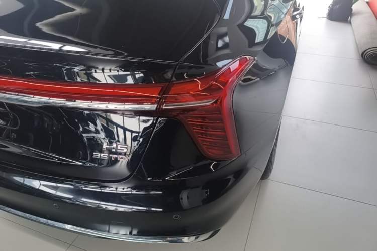 Used Hongqi H5 2023 1.5T DCT Smart Connect Flagship Edition Exterior 3