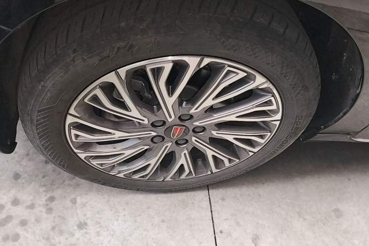 Used Hongqi H5 2023 2.0T Automatic Smart Connect Flagship Edition Exterior 4