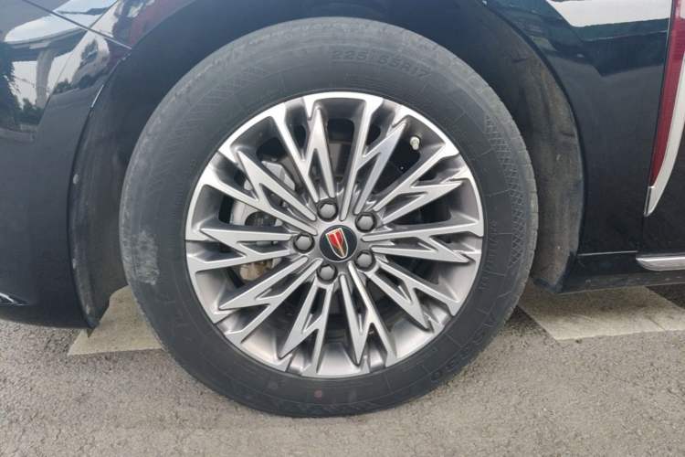 Used Hongqi H5 2023 1.5T DCT Smart Connect Flagship Edition Exterior 4