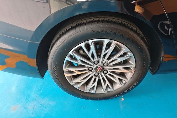 Used Hongqi H5 2023 2.0T Automatic Smart Connect Flagship Edition Exterior 5
