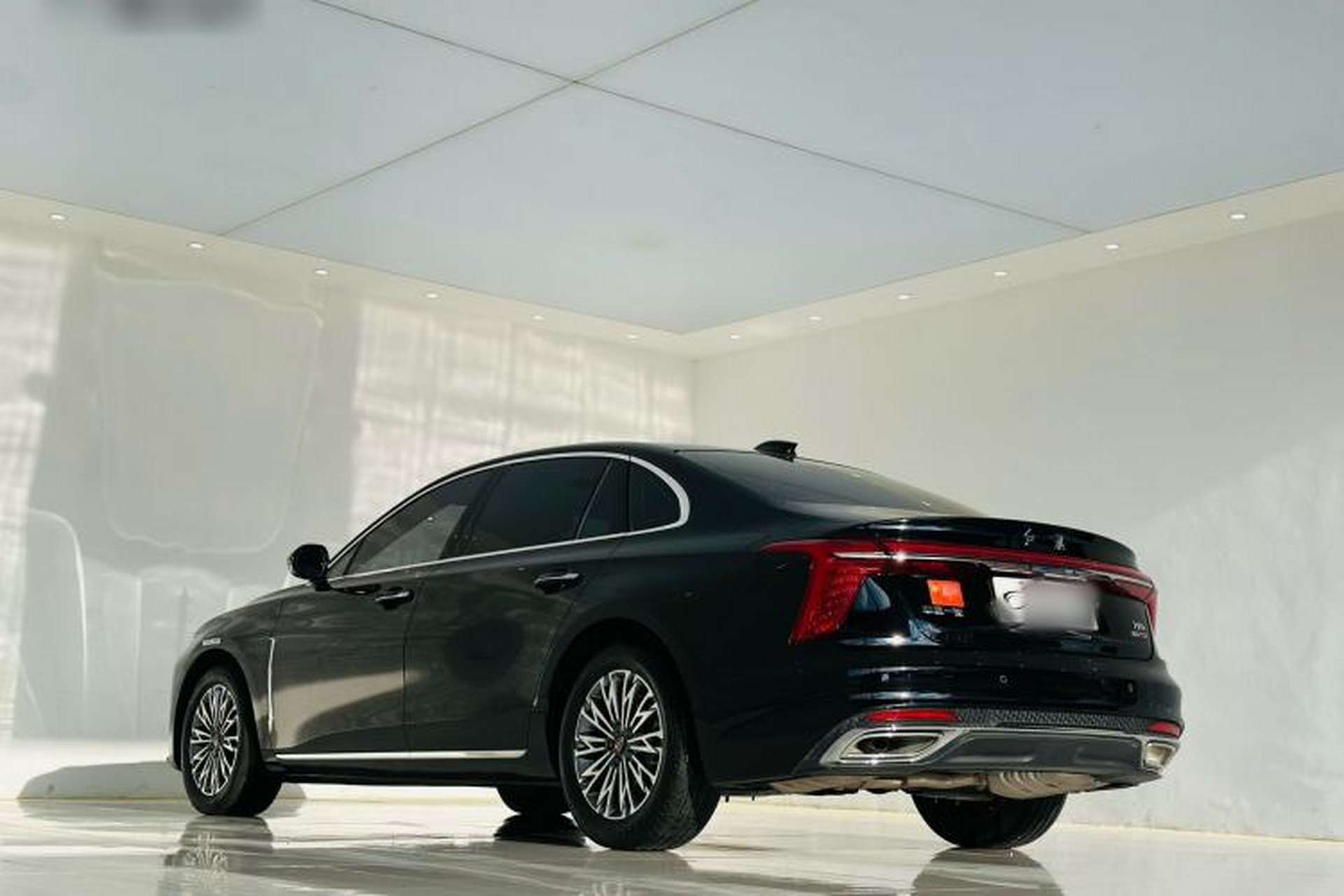 Used Hongqi H5 2023 1.5T DCT Smart Connect Flagship Edition Exterior 6
