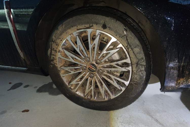 Used Hongqi H5 2023 2.0T Automatic Smart Connect Flagship Edition Exterior 7