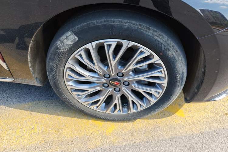Used Hongqi H5 2023 2.0T Automatic Smart Connect Flagship Edition Exterior 7