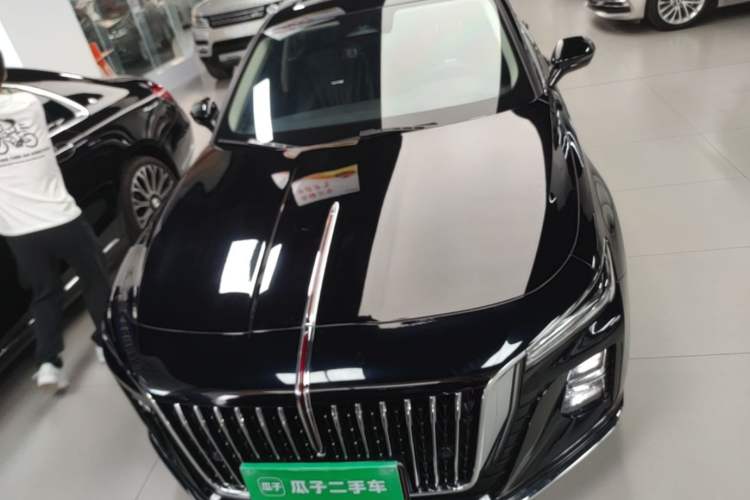 Used Hongqi H5 2023 2.0T Automatic Smart Connect Flagship Edition Front