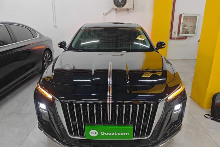 Used Hongqi H5 2023 1.5T DCT Smart Connect Flagship Edition Front