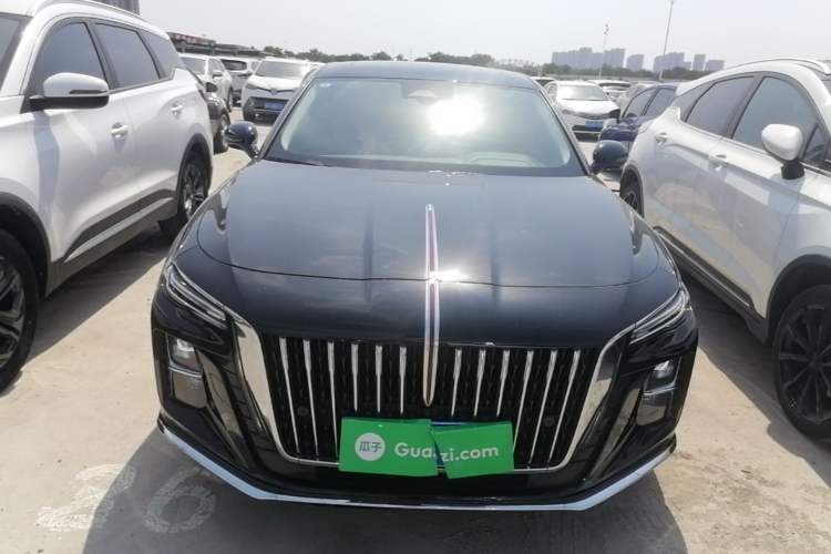 Used Hongqi H5 2023 2.0T Automatic Smart Connect Flagship Edition Front
