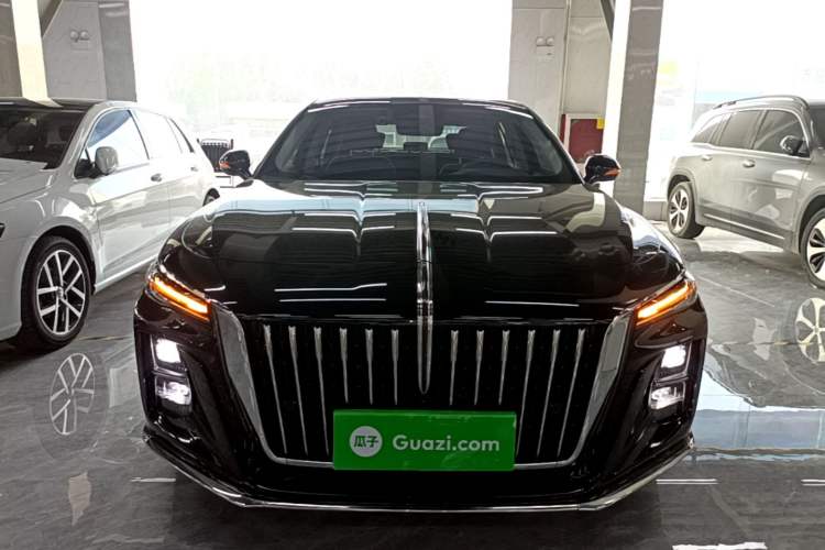 Used Hongqi H5 2023 2.0T Automatic Smart Connect Flagship Edition Front