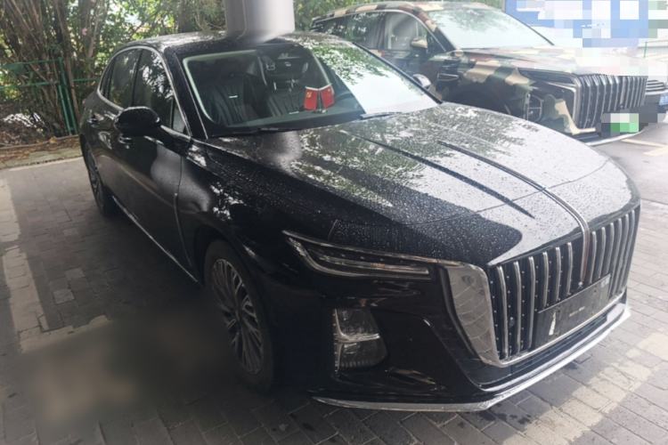 Used Hongqi H5 2023 2.0T Automatic Smart Connect Flagship Edition Front Right 45 Deg