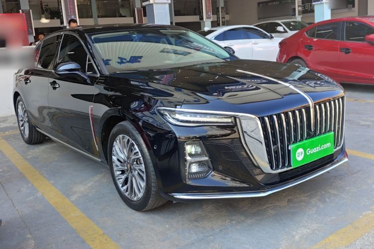 Used Hongqi H5 2023 2.0T Automatic Smart Connect Flagship Edition Front Right 45 Deg