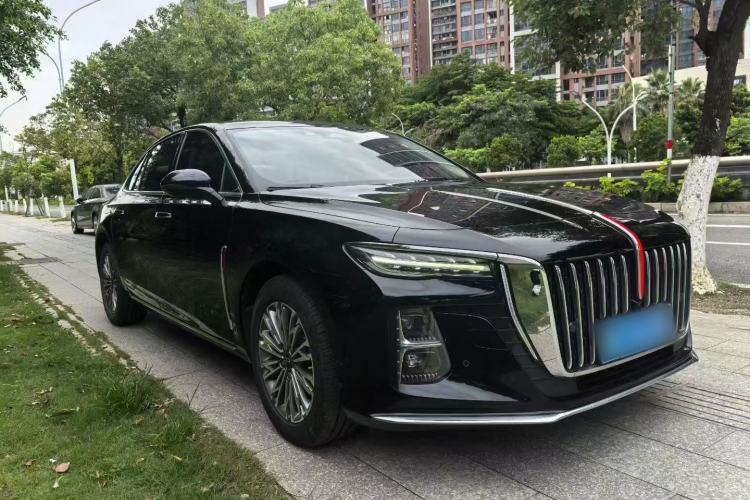 Used Hongqi H5 2023 2.0T Automatic Smart Connect Flagship Edition Front Right 45 Deg
