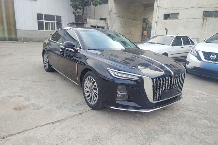 Used Hongqi H5 2023 2.0T Automatic Smart Connect Flagship Edition Front Right 45 Deg