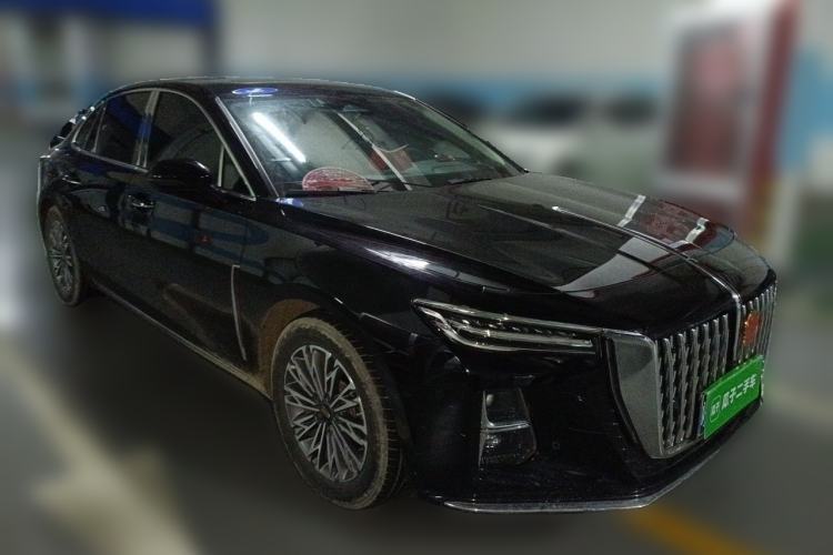 Used Hongqi H5 2023 2.0T Automatic Smart Connect Flagship Edition Front Right 45 Deg