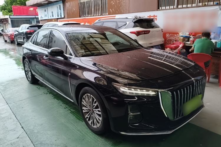 Used Hongqi H5 2023 2.0T Automatic Smart Connect Flagship Edition Front Right 45 Deg