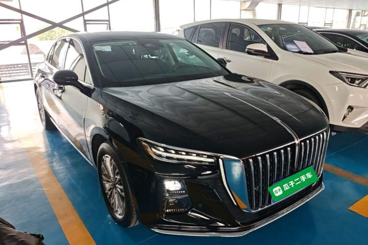 Used Hongqi H5 2023 2.0T Automatic Smart Connect Flagship Edition Front Right 45 Deg