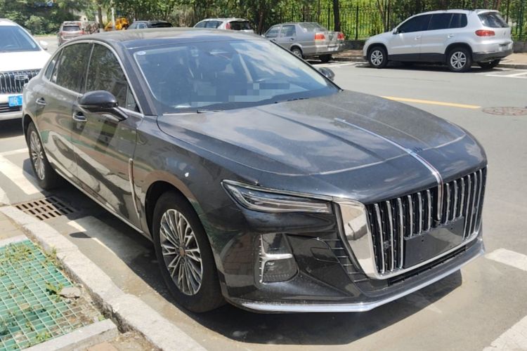 Used Hongqi H5 2023 2.0T Automatic Smart Connect Flagship Edition Front Right 45 Deg