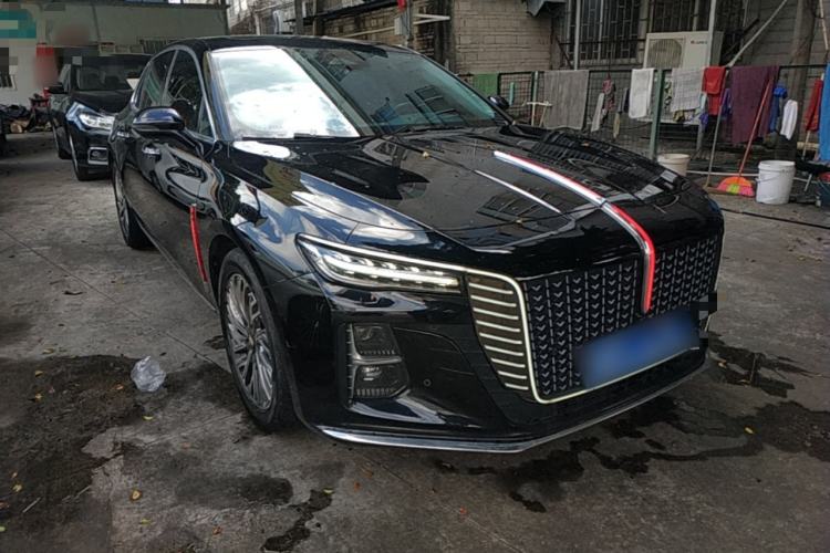 Used Hongqi H5 2023 2.0T Automatic Smart Connect Flagship Edition Front Right 45 Deg