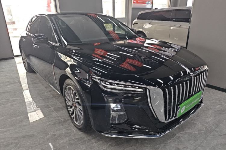 Used Hongqi H5 2023 2.0T Automatic Smart Connect Flagship Edition Front Right 45 Deg