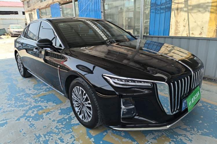 Used Hongqi H5 2023 1.5T DCT Smart Connect Flagship Edition Front Right 45 Deg