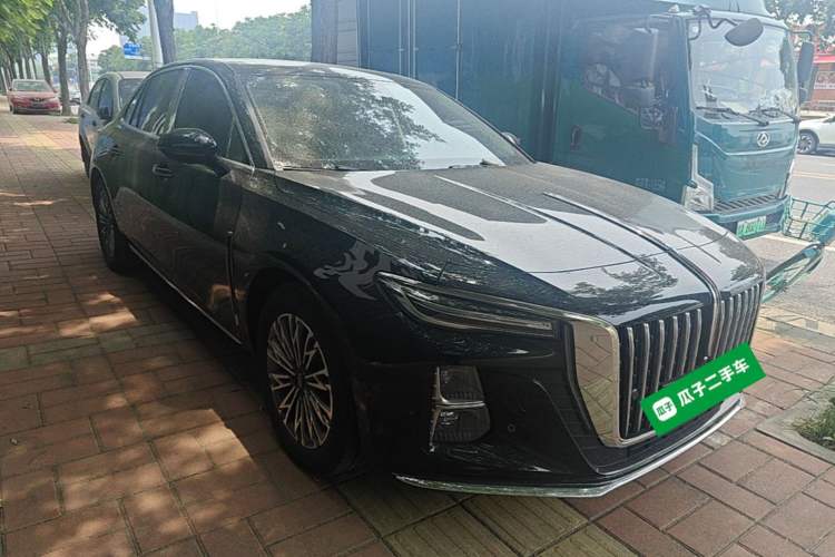 Used Hongqi H5 2023 2.0T Automatic Smart Connect Flagship Edition Front Right 45 Deg