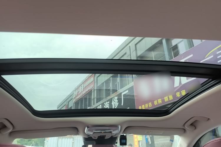 Used Hongqi H5 2023 2.0T Automatic Smart Connect Flagship Edition Headliner