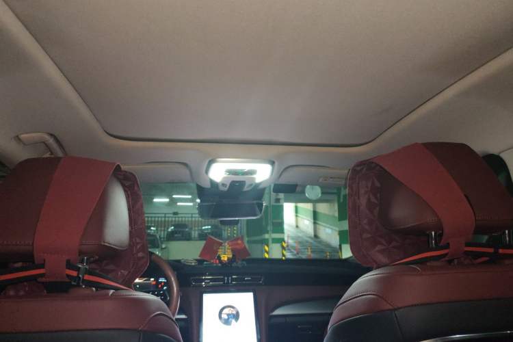 Used Hongqi H5 2023 2.0T Automatic Smart Connect Flagship Edition Headliner