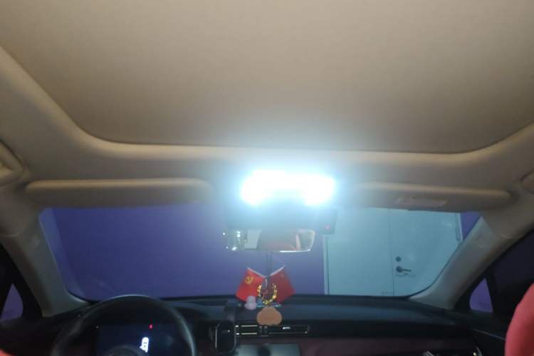 Used Hongqi H5 2023 2.0T Automatic Smart Connect Flagship Edition Headliner