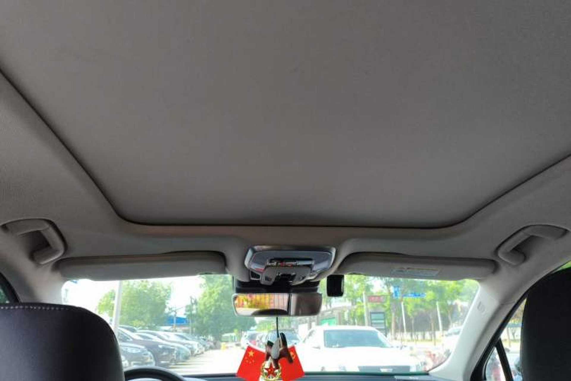 Used Hongqi H5 2023 2.0T Automatic Smart Connect Flagship Edition Headliner