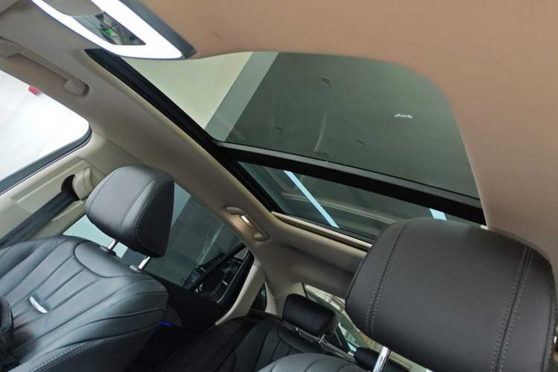 Used Hongqi H5 2023 2.0T Automatic Smart Connect Flagship Edition Headliner